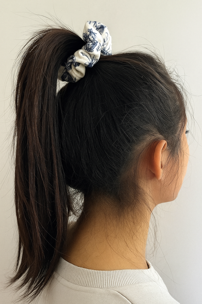 Chouchou à motifs bleu